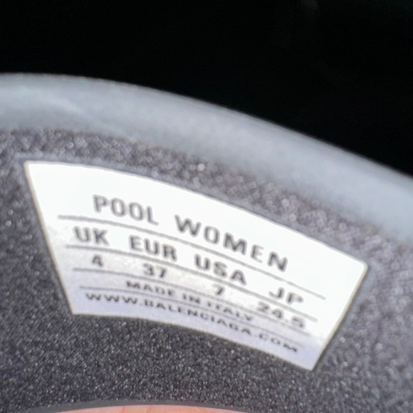 Balenciaga Pool Slides - Picture 5 of 7